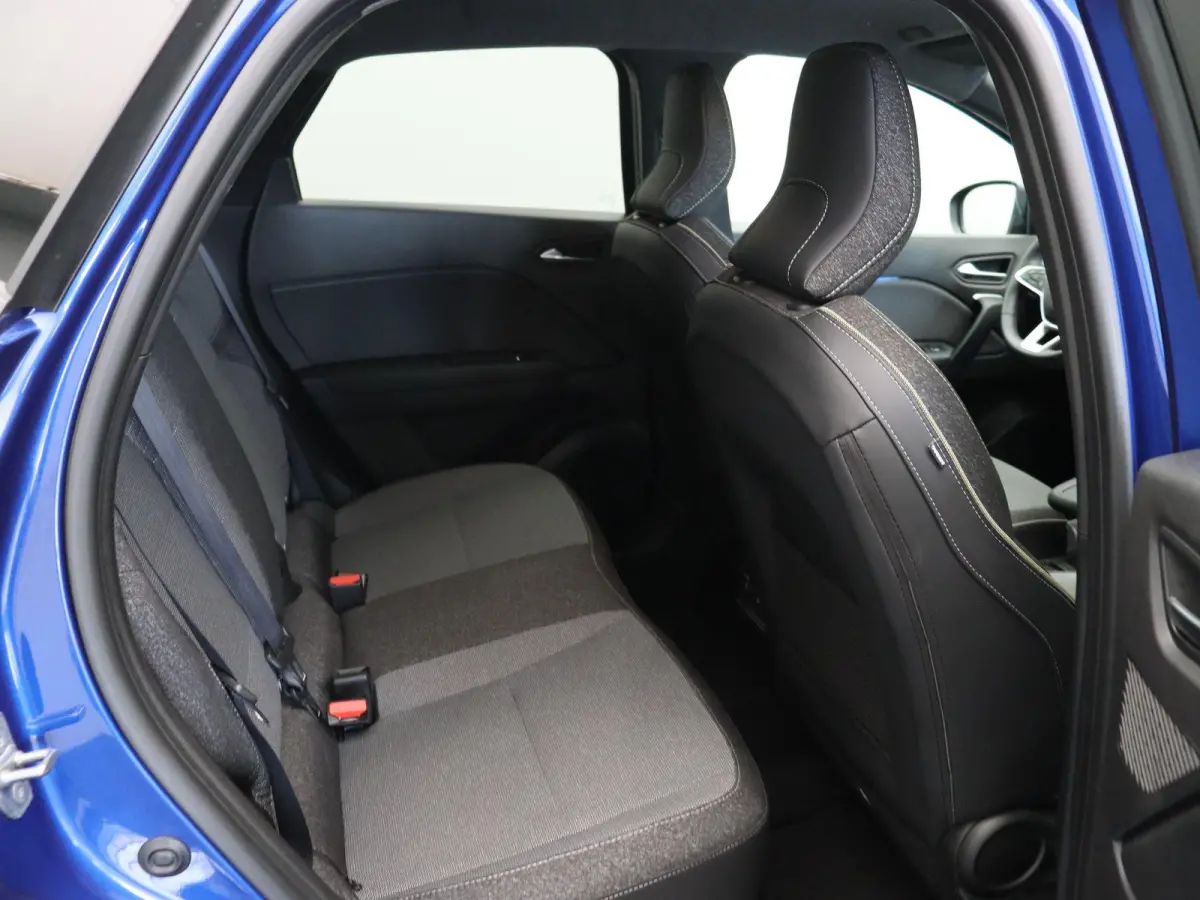 1.6 E-Tech full hybrid 145 techno | Achteruitrijcamera | Adaptieve cruise control | Digitale Cockpit | Navigatie |