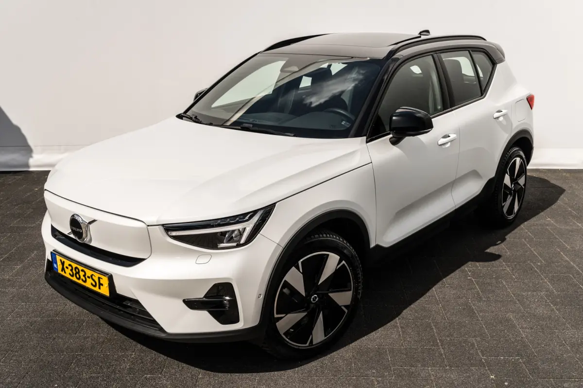 Single Motor Extended Range Ultimate | 82 kWh SOH 95,5% | Panoramadak | 360 camera | 19 inch | Elektr. Stoelen | Harman Kardon | EX40