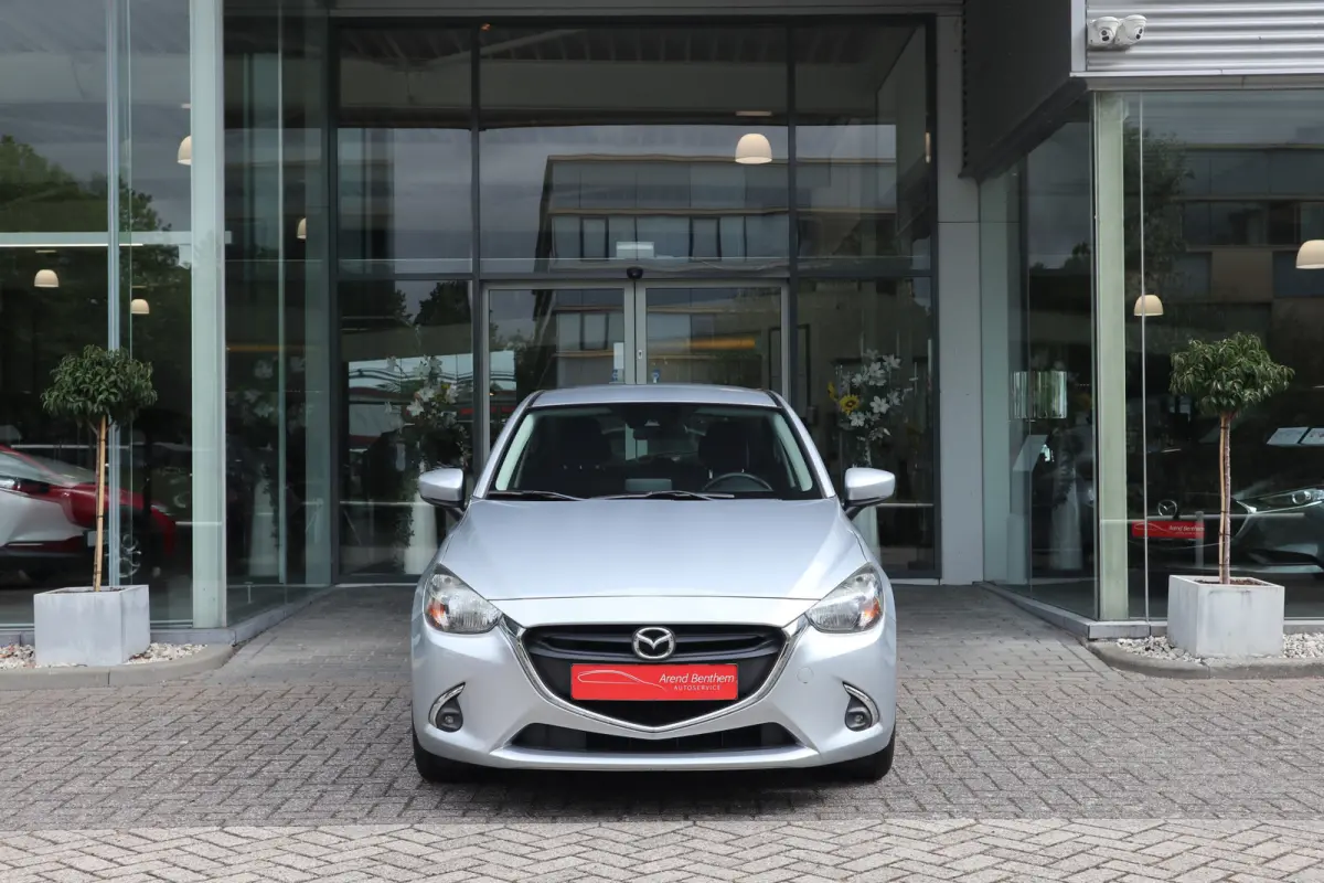 1.5 Skyactiv-G Dynamic+ Airco / Cruise / Navi / LM-Velgen / Audio