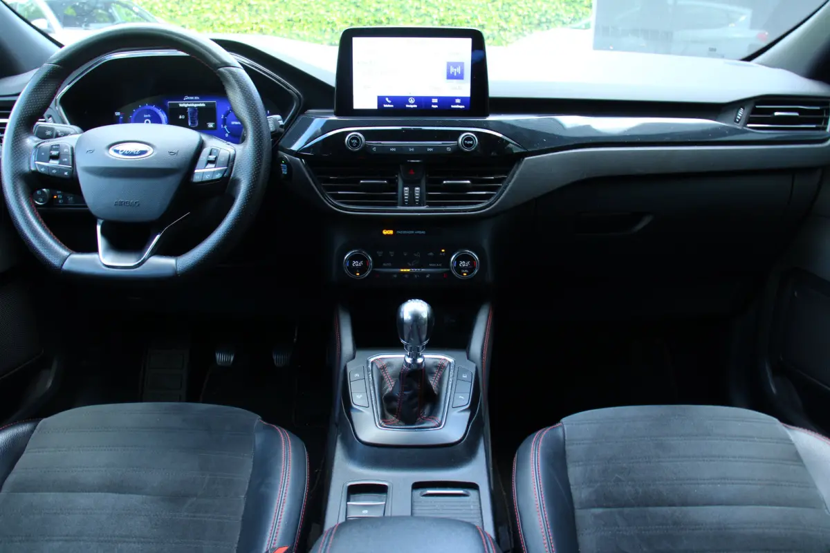 1.5EB ST-Line X | TREKHAAK | CAMERA | B&O AUDIO | STOELVERWARMING | CARPLAY | KEYLESS | LED