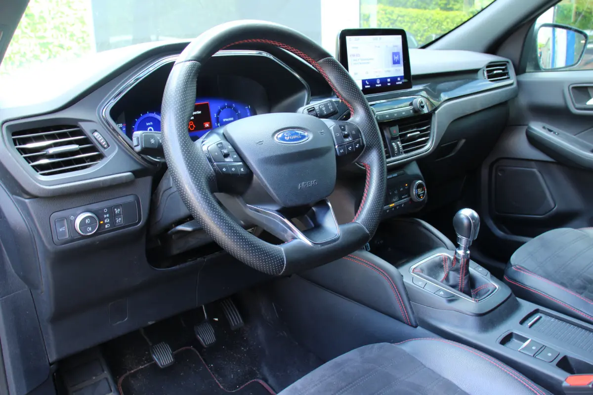 1.5EB ST-Line X | TREKHAAK | CAMERA | B&O AUDIO | STOELVERWARMING | CARPLAY | KEYLESS | LED