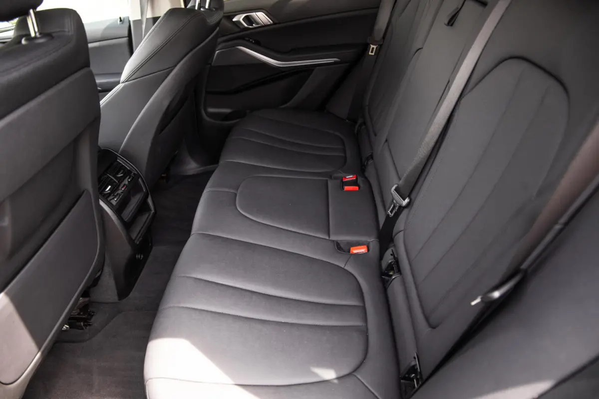 xDrive45e Executive CARPLAY / CAMERA / DEALER ONDERHOUDEN / LEER / STOELVERWARMING / BLACK ON BLACK