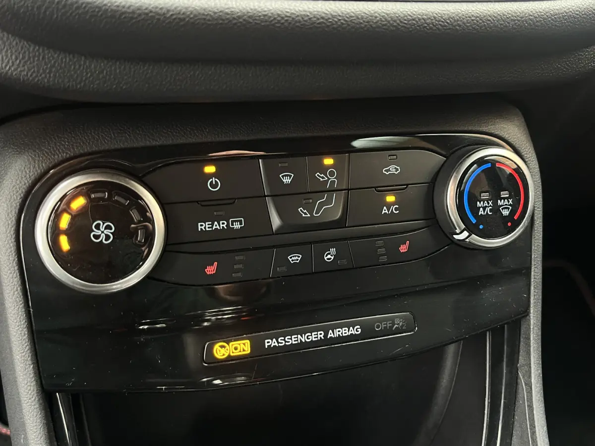 EcoBoost ST-Line | Stuur- en stoelverwarming | Apple Carplay | Navigatie |