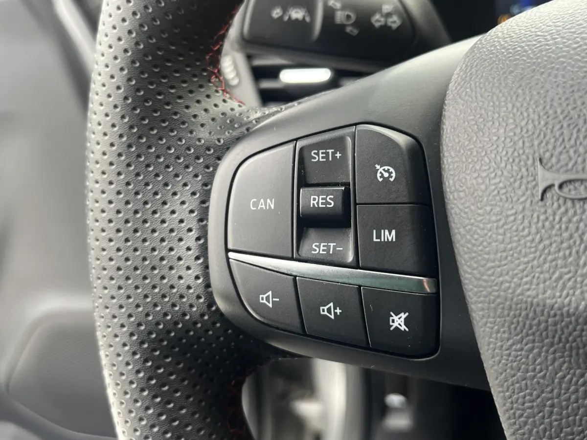 EcoBoost ST-Line | Stuur- en stoelverwarming | Apple Carplay | Navigatie |