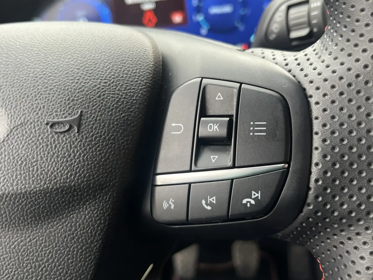 EcoBoost ST-Line | Stuur- en stoelverwarming | Apple Carplay | Navigatie |