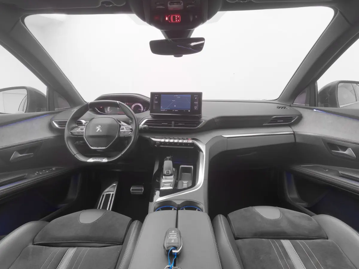 1.6 PureTech 180 PK Automaat GT-Line 7-Pers. | PANO | 360° | ADAPTIVE | KEYLESS | TREKHAAK