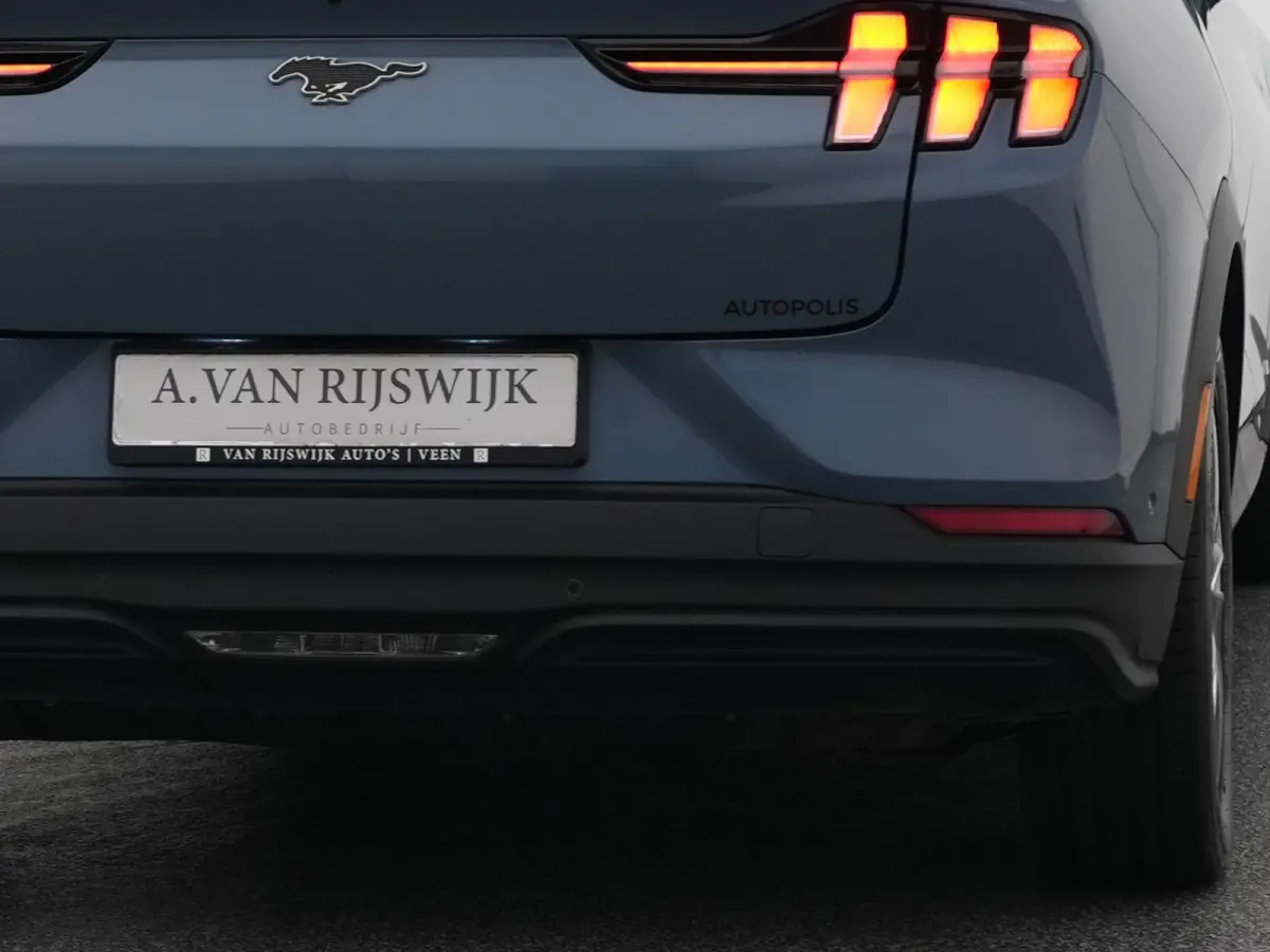 Standard RWD 75 kWh | 360° | ADAPTIVE | STOEL- EN STUURVERW.