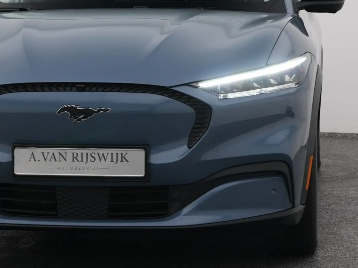 Standard RWD 75 kWh | 360° | ADAPTIVE | STOEL- EN STUURVERW.