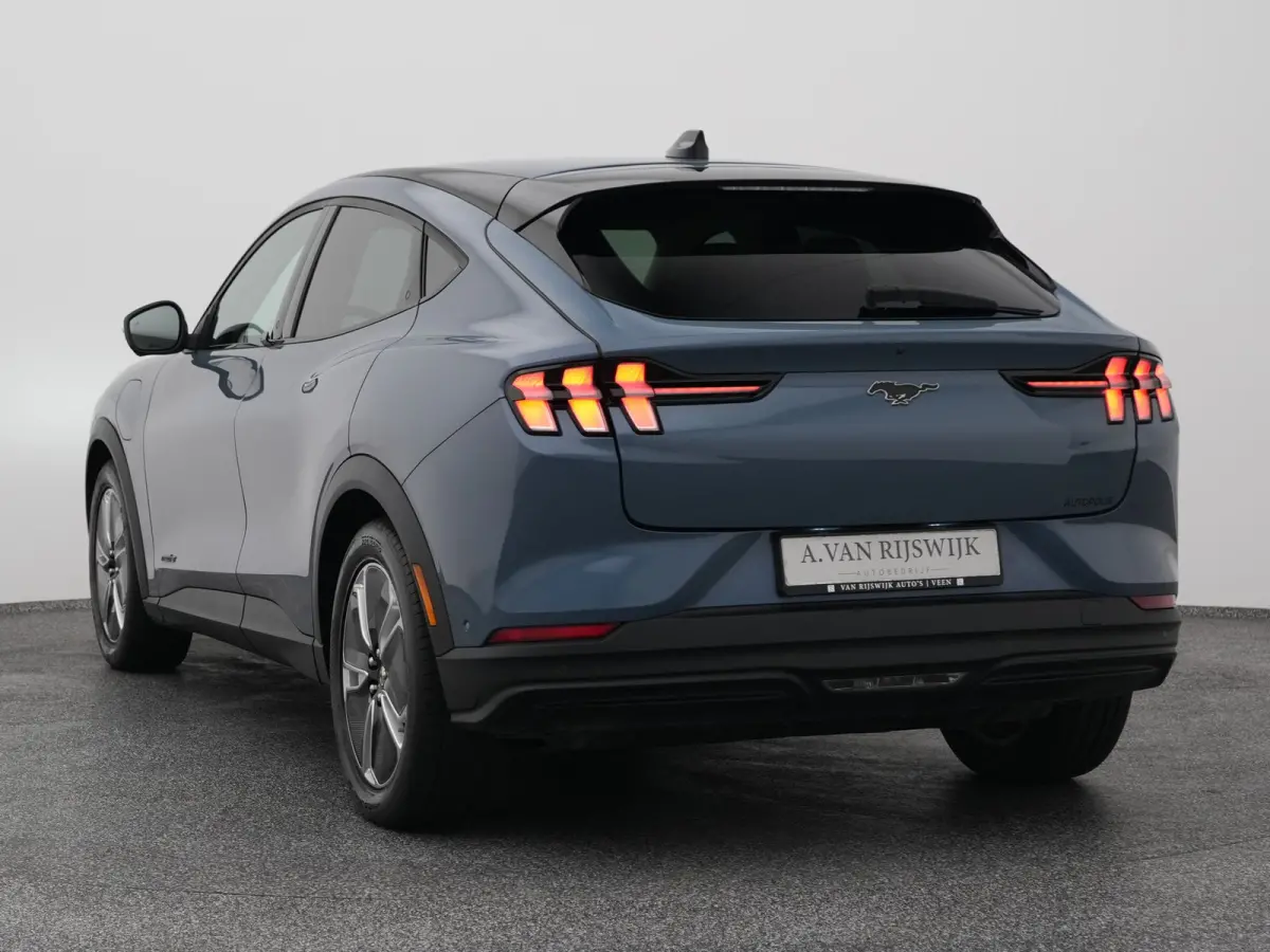 Standard RWD 75 kWh | 360° | ADAPTIVE | STOEL- EN STUURVERW.