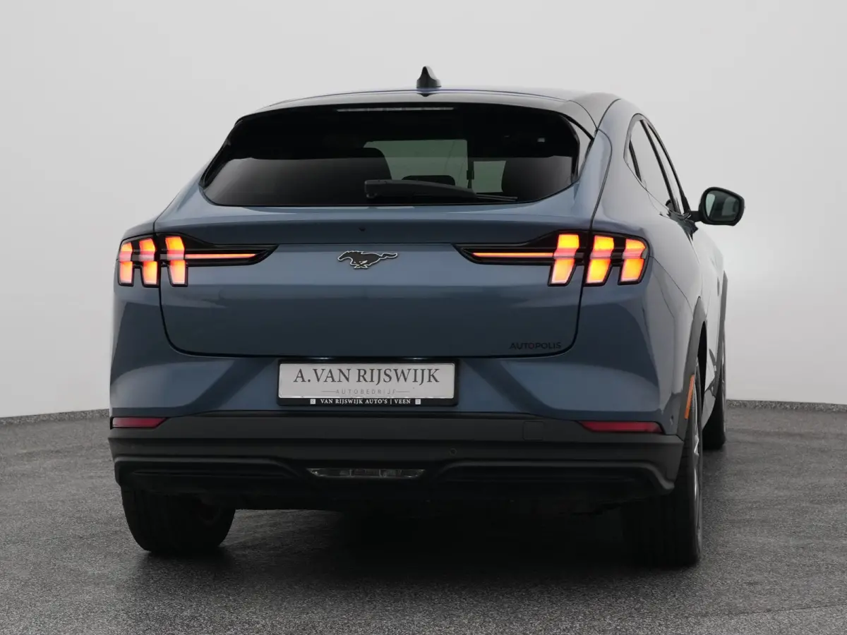 Standard RWD 75 kWh | 360° | ADAPTIVE | STOEL- EN STUURVERW.