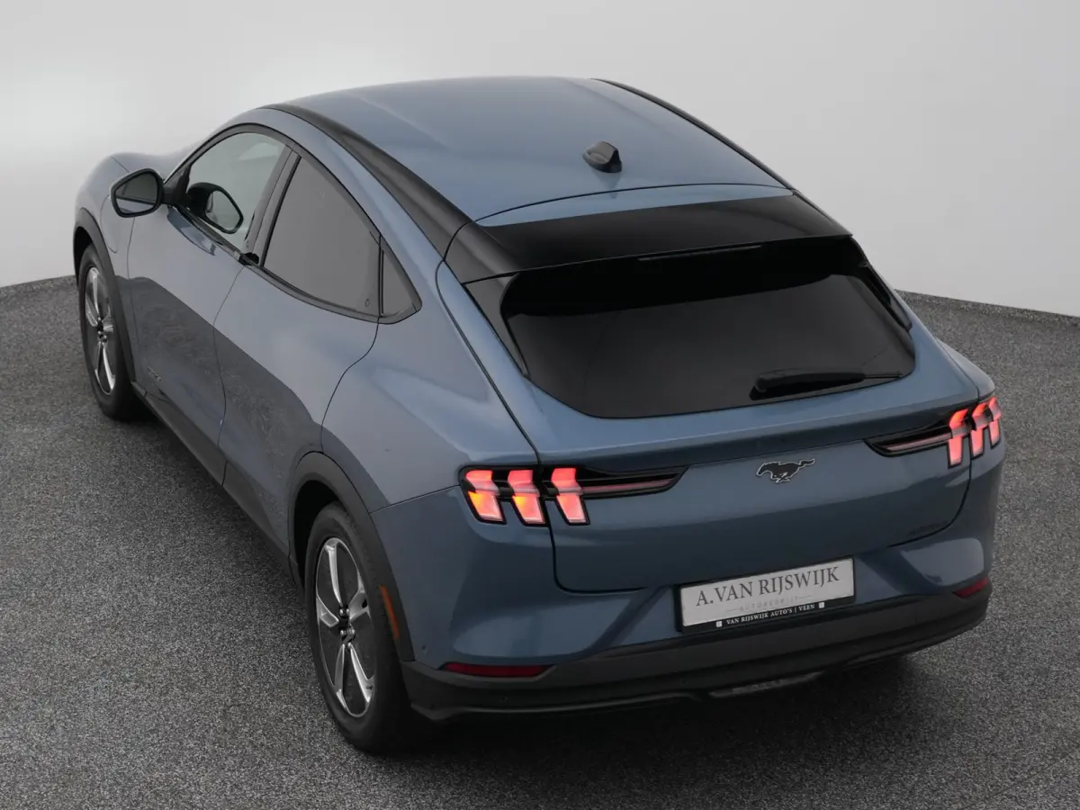 Standard RWD 75 kWh | 360° | ADAPTIVE | STOEL- EN STUURVERW.