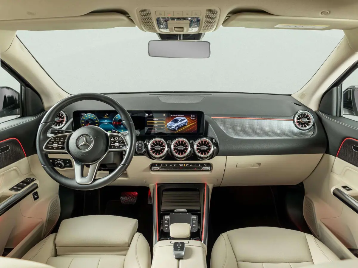 250 67 kWh Panorama dak