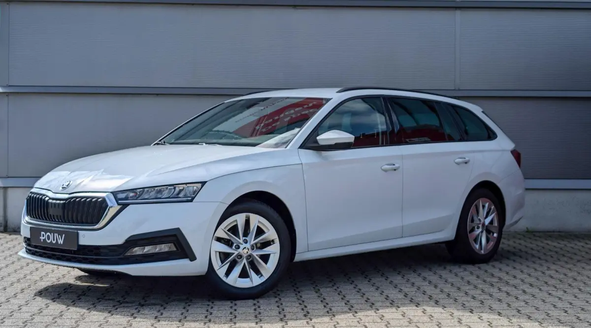 1.0 TSI 110pk Business Edition Plus | Navigatie | Camera | Adaptive Cruise
