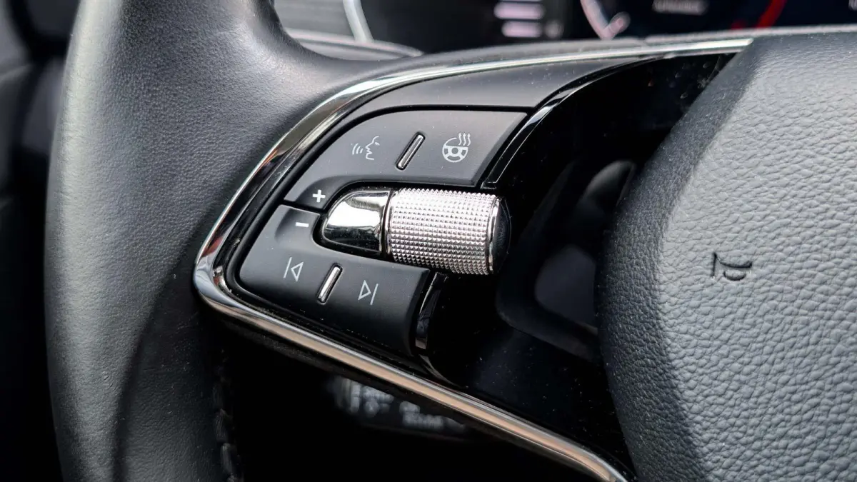 1.0 TSI 110pk Business Edition Plus | Navigatie | Camera | Adaptive Cruise