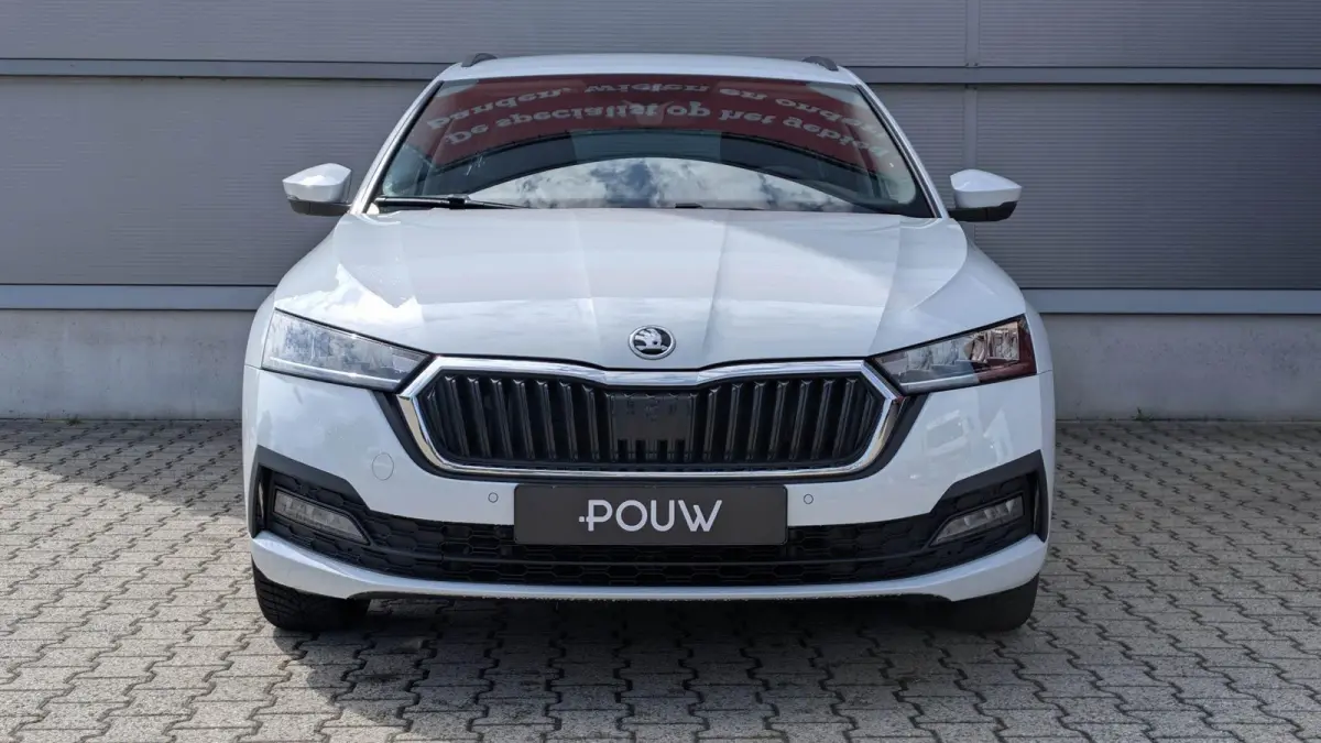 1.0 TSI 110pk Business Edition Plus | Navigatie | Camera | Adaptive Cruise