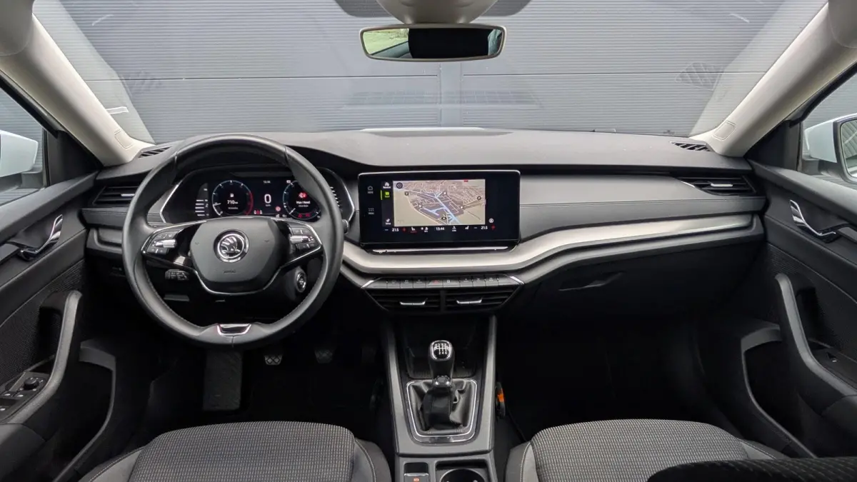 1.0 TSI 110pk Business Edition Plus | Navigatie | Camera | Adaptive Cruise