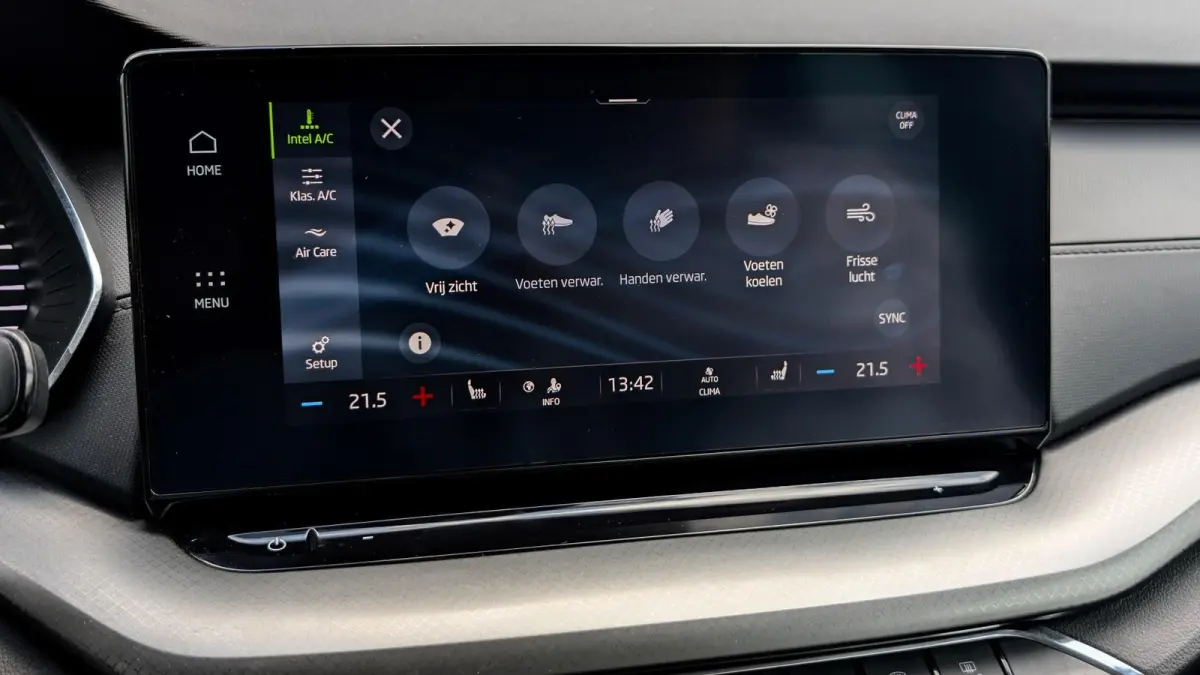 1.0 TSI 110pk Business Edition Plus | Navigatie | Camera | Adaptive Cruise