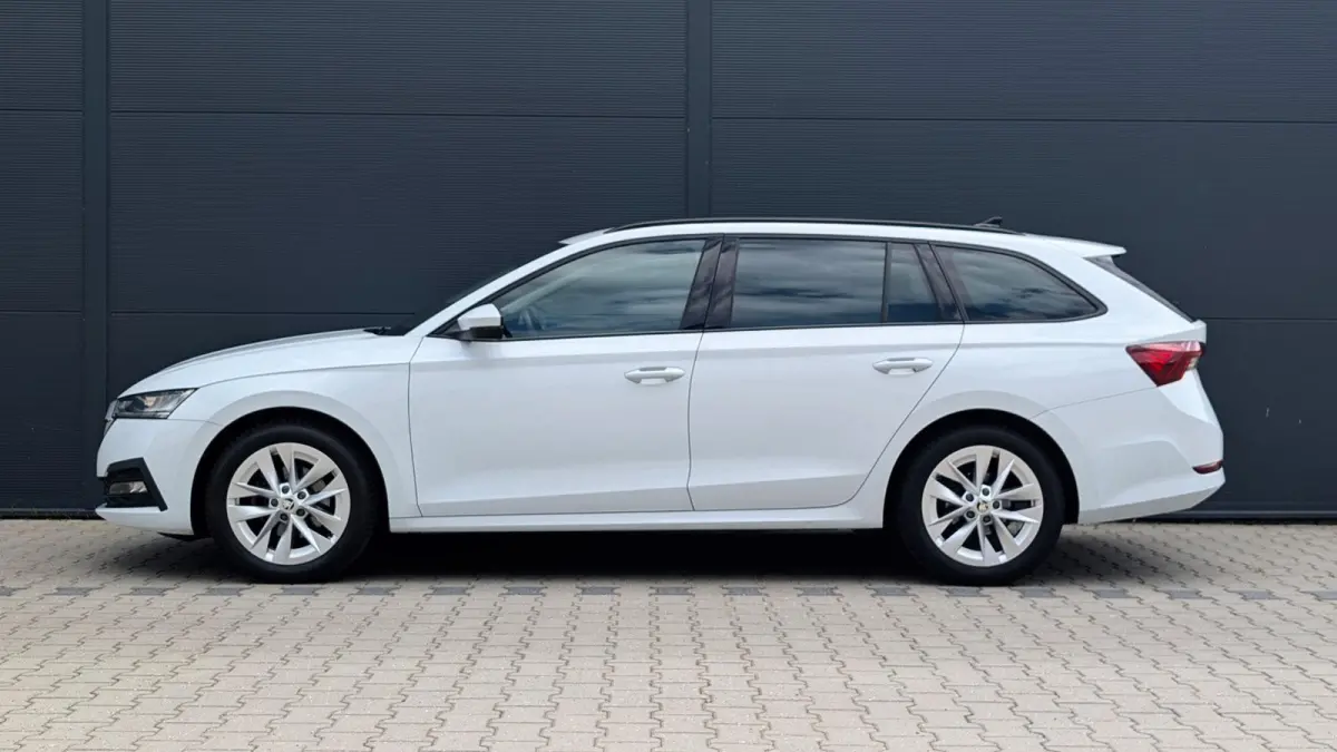 1.0 TSI 110pk Business Edition Plus | Navigatie | Camera | Adaptive Cruise