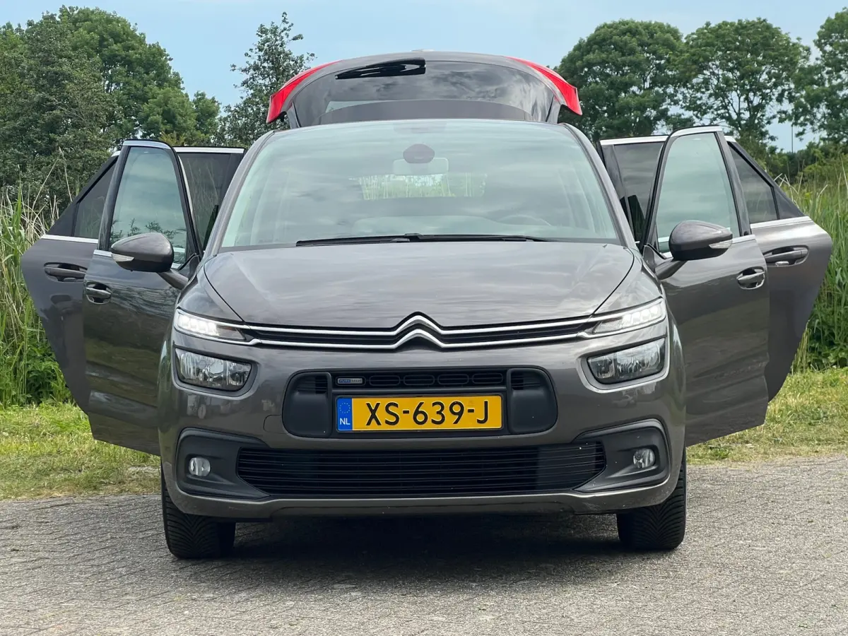 1.2 PureTech 130pk Selection-Gris Platinium-Carplay/Camera - Fijne hoogzitter