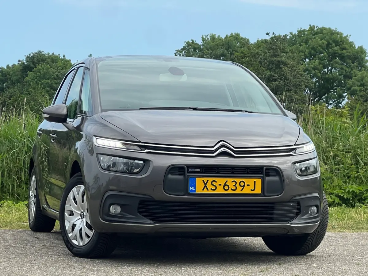 1.2 PureTech 130pk Selection-Gris Platinium-Carplay/Camera - Fijne hoogzitter