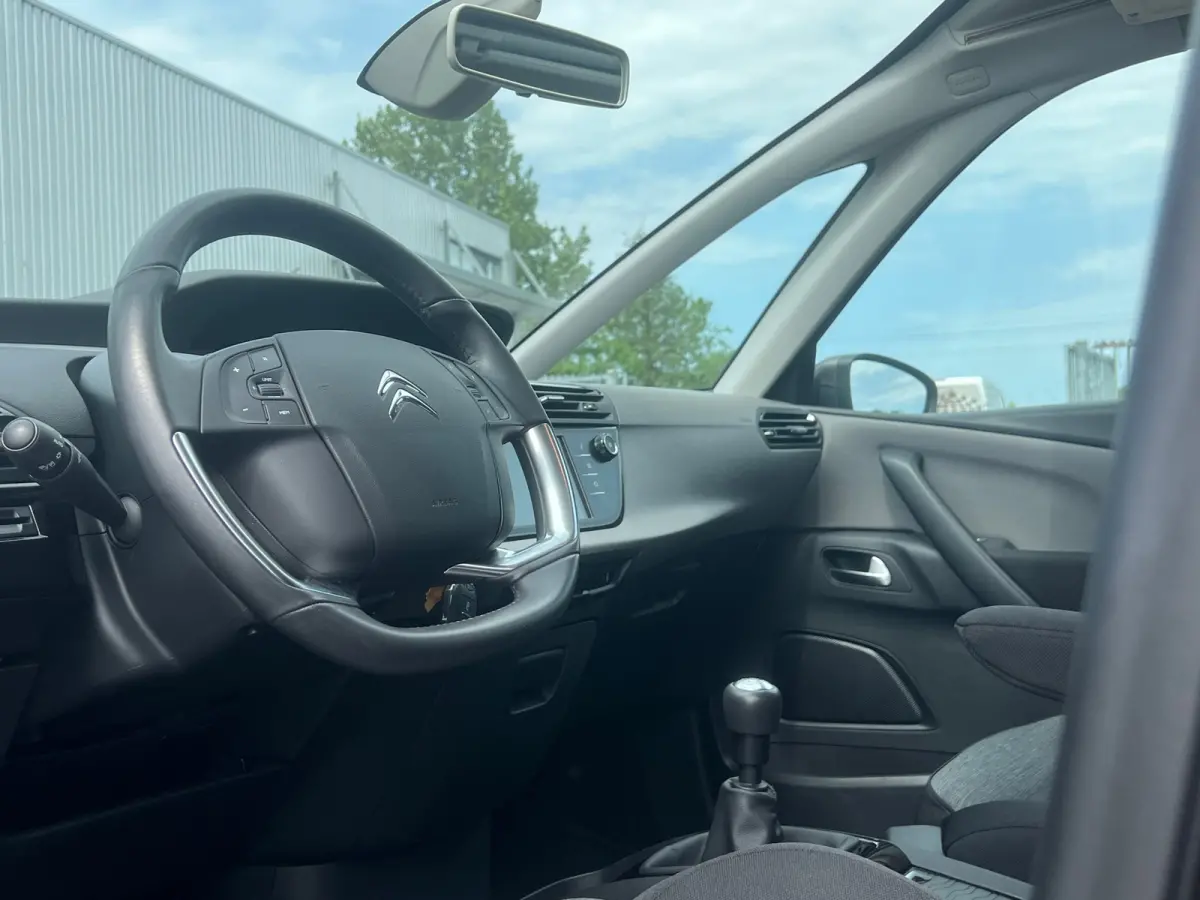 1.2 PureTech 130pk Selection-Gris Platinium-Carplay/Camera - Fijne hoogzitter