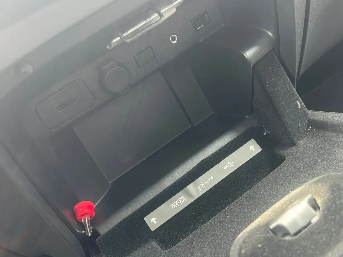 1.2 PureTech 130pk Selection-Gris Platinium-Carplay/Camera - Fijne hoogzitter