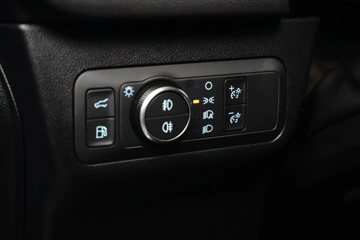 Plug-In Hybrid Active X | Matrix LED | Head-up | 20 inch velgen| Standkachel | B&O audio | 360 Camera