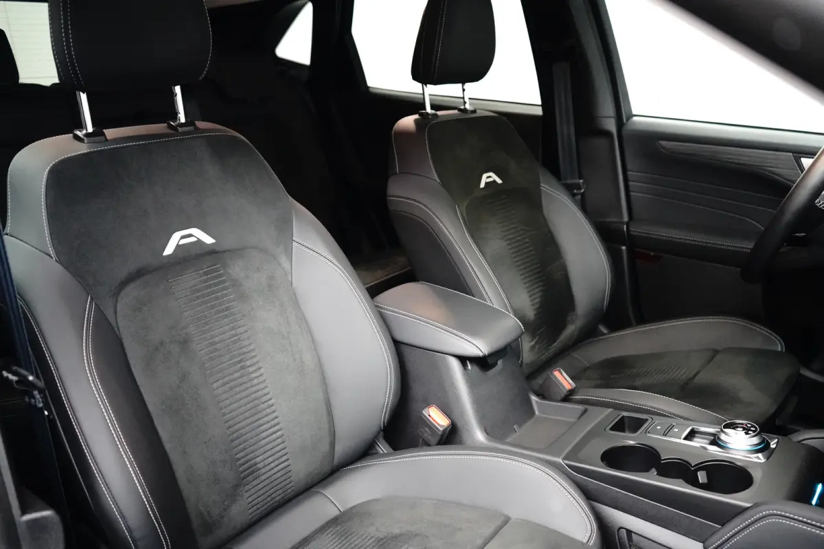Plug-In Hybrid Active X | Matrix LED | Head-up | 20 inch velgen| Standkachel | B&O audio | 360 Camera