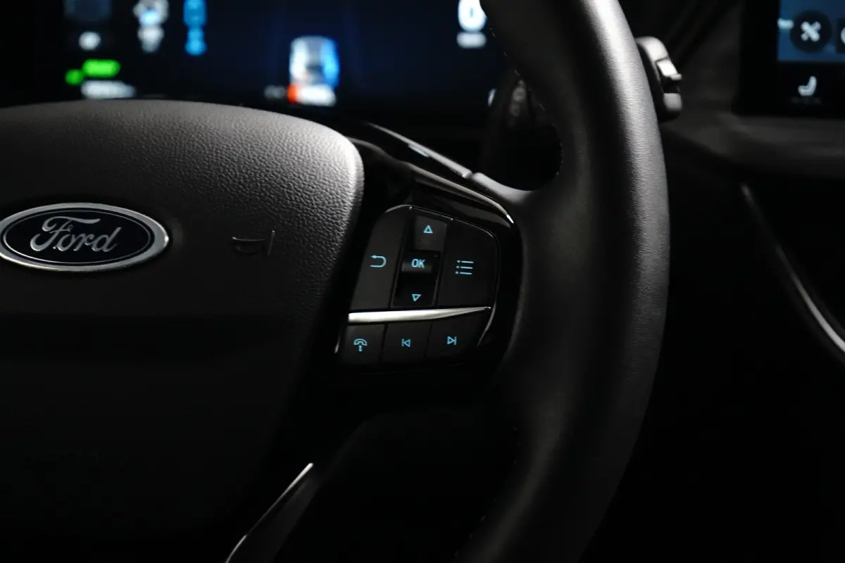 Plug-In Hybrid Active X | Matrix LED | Head-up | 20 inch velgen| Standkachel | B&O audio | 360 Camera