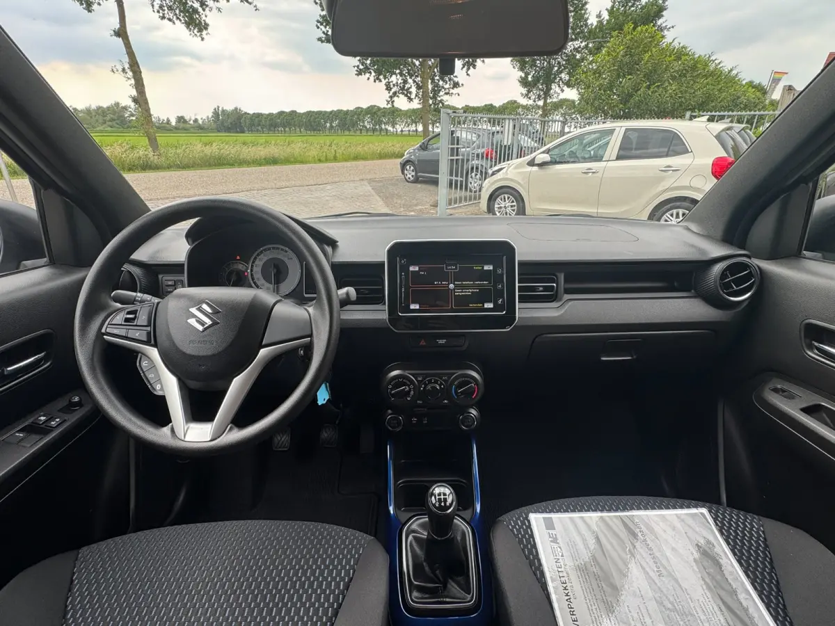 1.2 Smart Hybrid Select 2025 / CAMERA / HOGE INSTAP / CARPLAY / STOELVERWARMING / 16INCH LMV