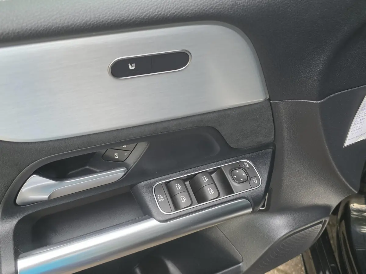 AMG 250 e Business Line | SOH 95,28% | Navigatie | Climate Control | Cruise Control | Licht metalen velgen | Apple Carplay