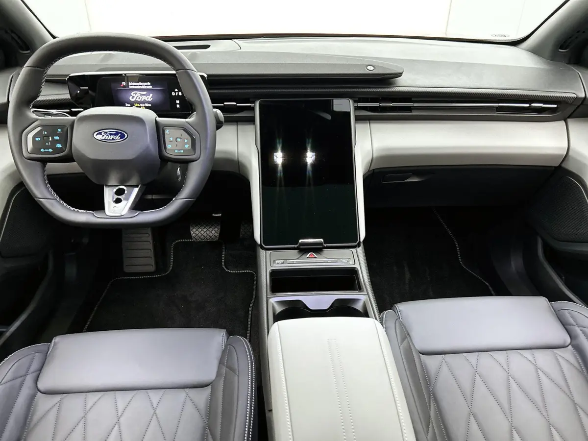 Premium Extended Range RWD 77 kWh | €3500 Ford Voordeel | UIT VOORRAAD | Trekhaak Elektr. | Panoramadak | B&O Audio | Driver Assistance Pack | Zeer Compleet!