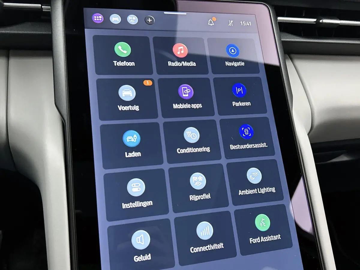 Premium Extended Range RWD 77 kWh | €3500 Ford Voordeel | UIT VOORRAAD | Trekhaak Elektr. | Panoramadak | B&O Audio | Driver Assistance Pack | Zeer Compleet!