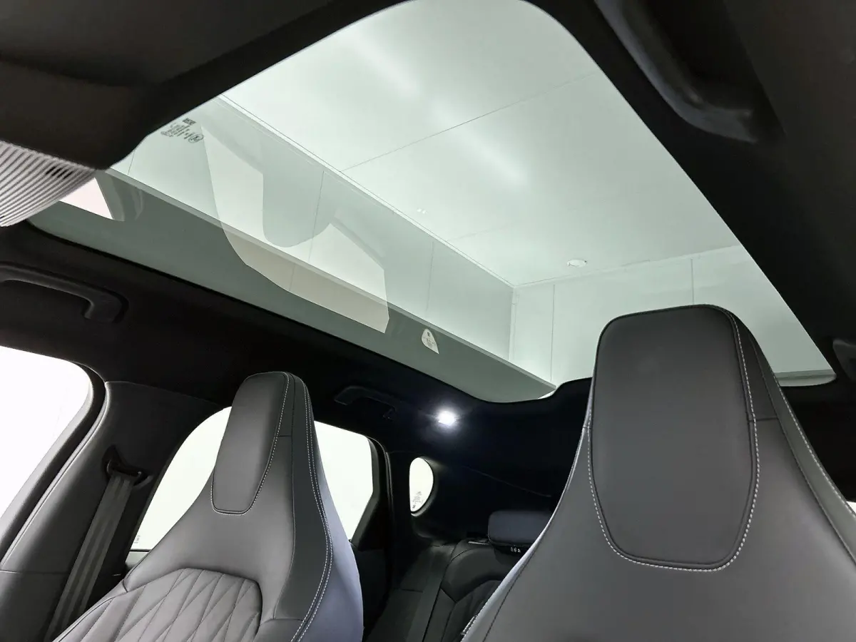 Premium Extended Range RWD 77 kWh | €3500 Ford Voordeel | UIT VOORRAAD | Trekhaak Elektr. | Panoramadak | B&O Audio | Driver Assistance Pack | Zeer Compleet!
