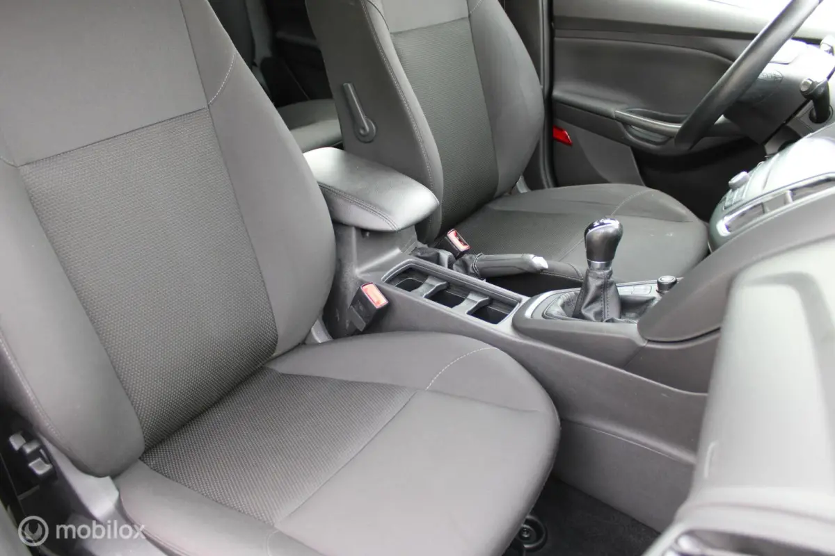 1.0 EcoBoost Trend Edition, Stoel-stuurverwarming, Cruise, Clima, Navi, App connect, Pdc voor + achter