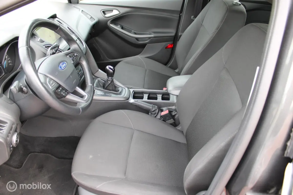 1.0 EcoBoost Trend Edition, Stoel-stuurverwarming, Cruise, Clima, Navi, App connect, Pdc voor + achter
