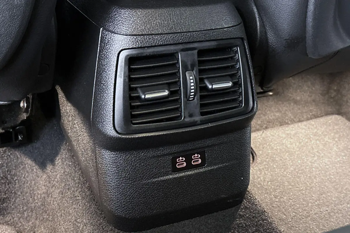 218i M Sport Head-Up Sportstoelen Stoelverwarming HiFi Camera
