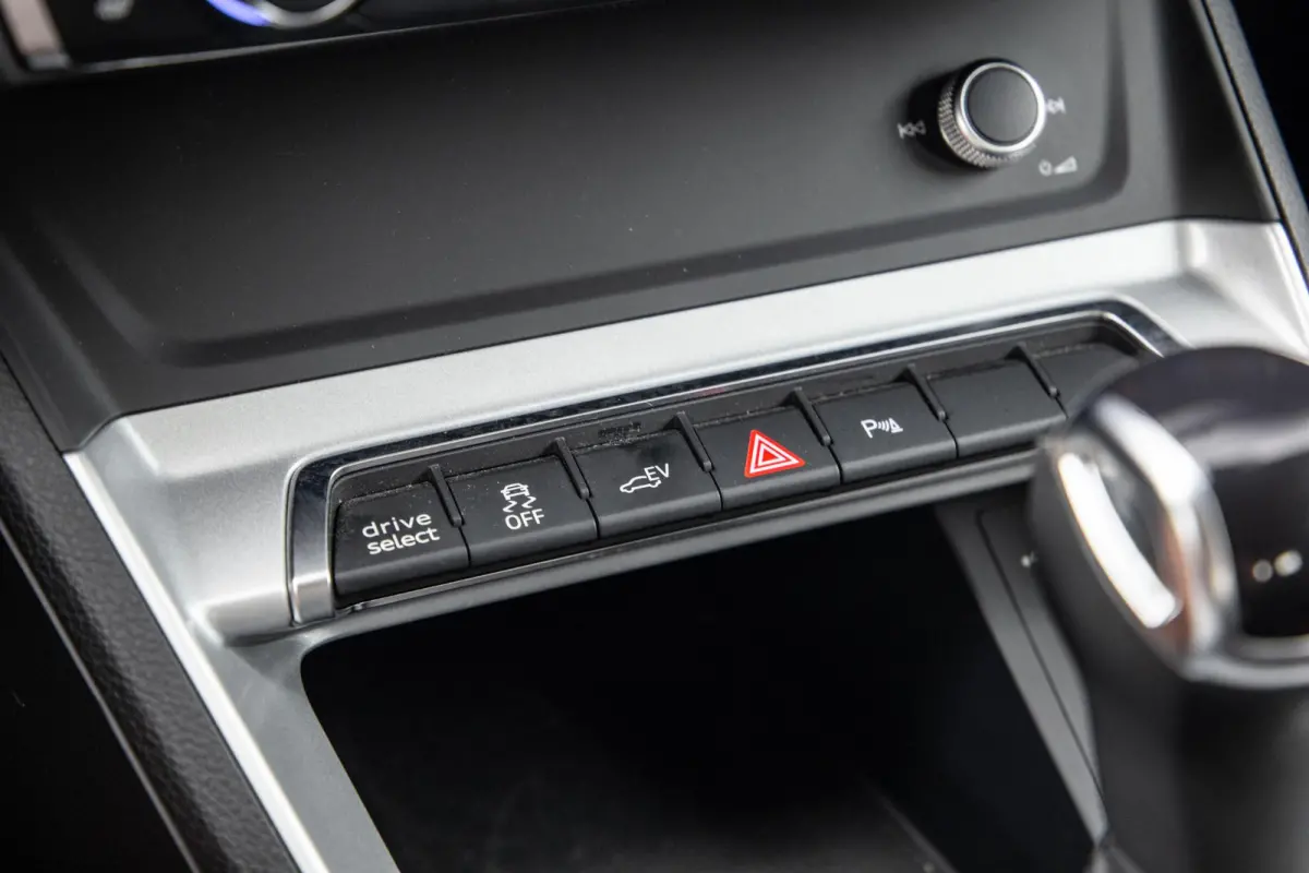 45 TFSI e Edition ADAPTIVE CRUISE  / CARPLAY / DEALER ONDERHOUDEN / AUTOMAAT