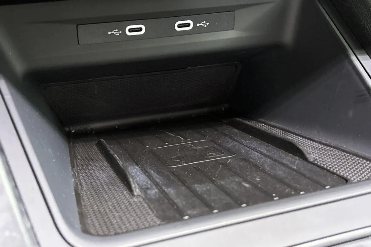 1.4 e-Hybrid Business Stuur-Stoelverwarming Achteruitrijcamera Keyless Apple Carplay