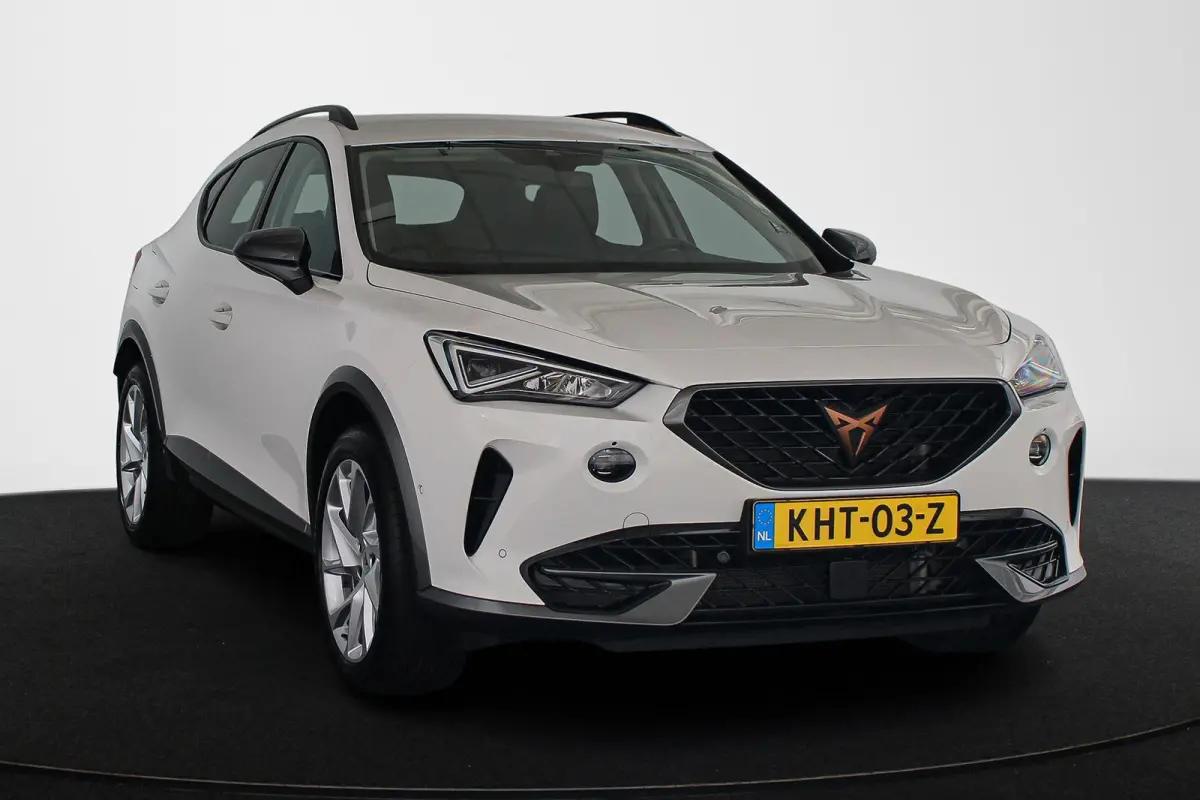 1.4 e-Hybrid Business Stuur-Stoelverwarming Achteruitrijcamera Keyless Apple Carplay