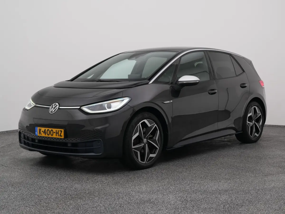 First Plus 58 kWh | CAMERA | ADAPTIVE | STOEL- EN STUURVERW. | TREKHAAK