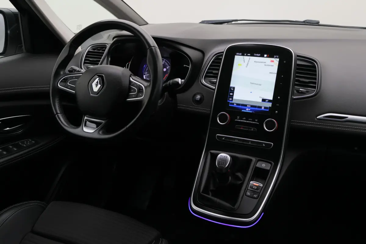 1.2 TCe Intens Leder/Stof, Climate, Cruise, Apple Carplay, Verwarmde stoelen, Trekhaak, 20''
