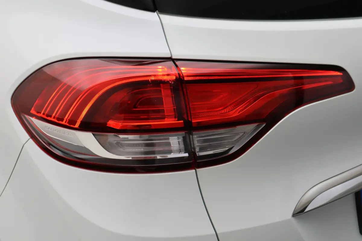 1.2 TCe Intens Leder/Stof, Climate, Cruise, Apple Carplay, Verwarmde stoelen, Trekhaak, 20''