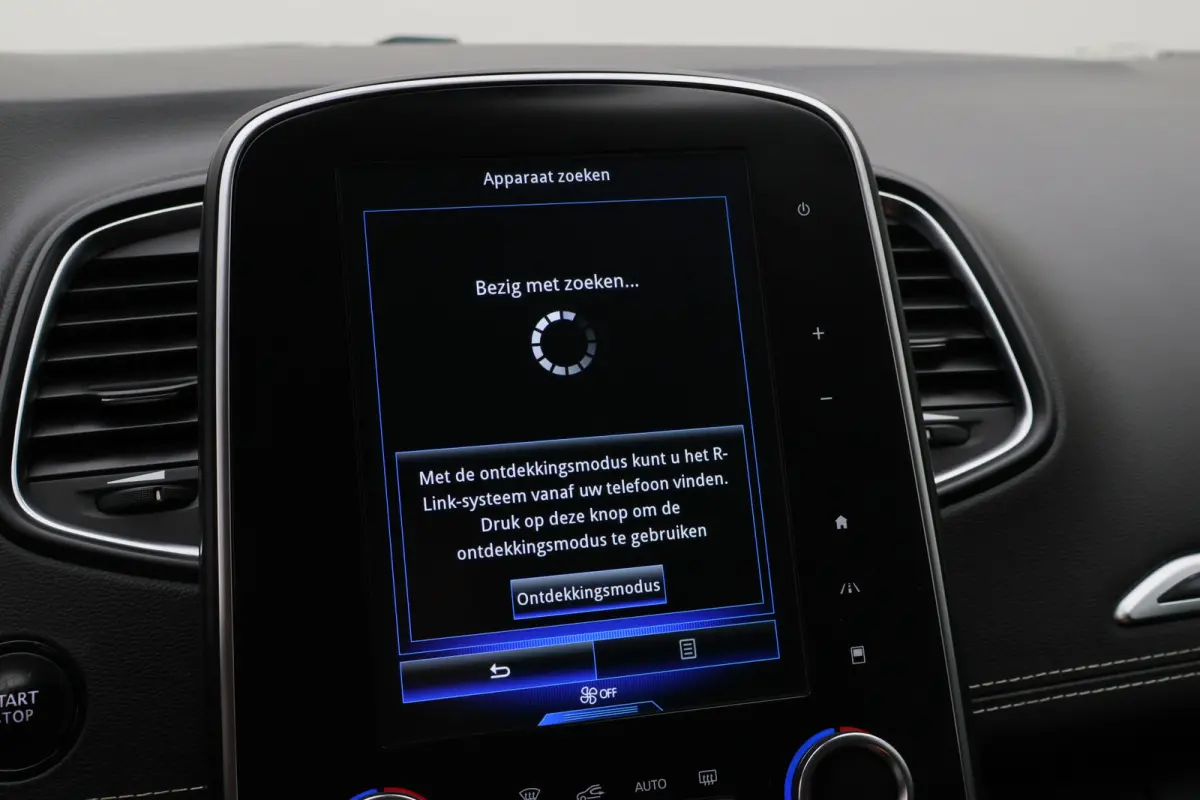 1.2 TCe Intens Leder/Stof, Climate, Cruise, Apple Carplay, Verwarmde stoelen, Trekhaak, 20''