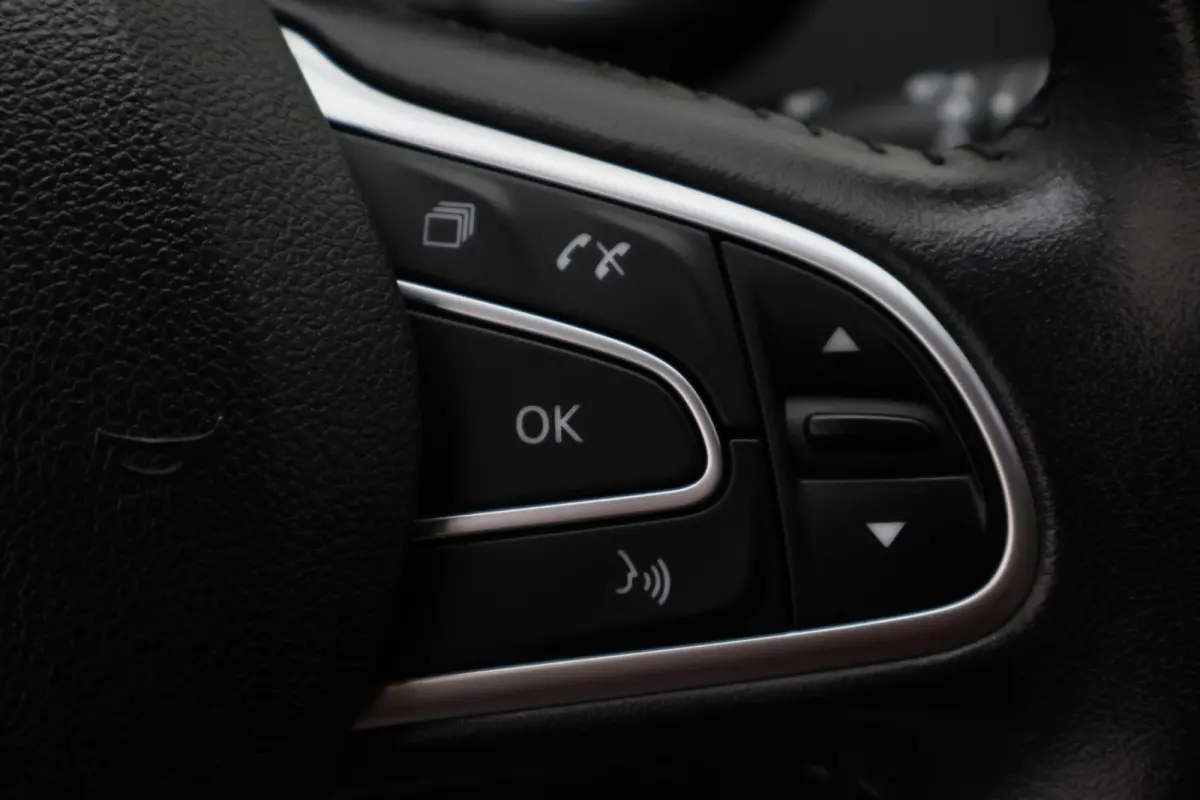 1.2 TCe Intens Leder/Stof, Climate, Cruise, Apple Carplay, Verwarmde stoelen, Trekhaak, 20''