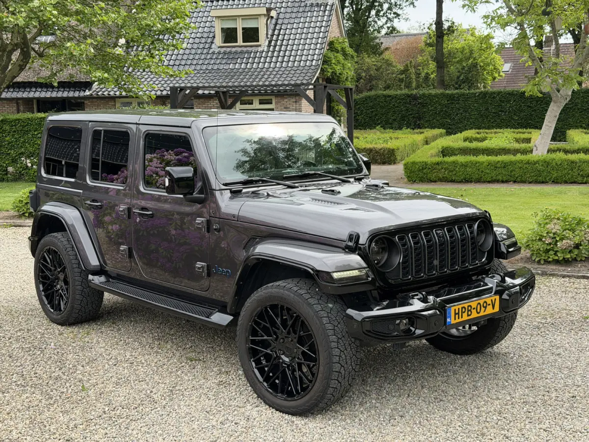 4xe 380 Sahara Navigatie/Led/Stoel en stuurverwarming/Cruise(adaptieve) Trekhaak/Camera
