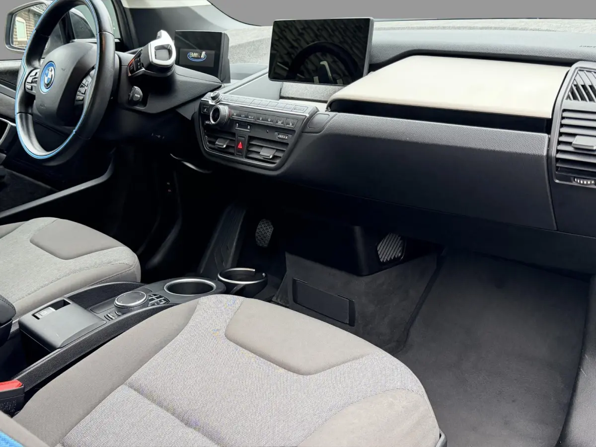 Basis 120Ah 42 kWh SOH 85,1% / Warmtepomp / Comfort-Pakket / 3 Fase / Stoelverwarming / Dealeronderhouden / 2x Laadkabel / Cruise Control / Navigatie Pakket /