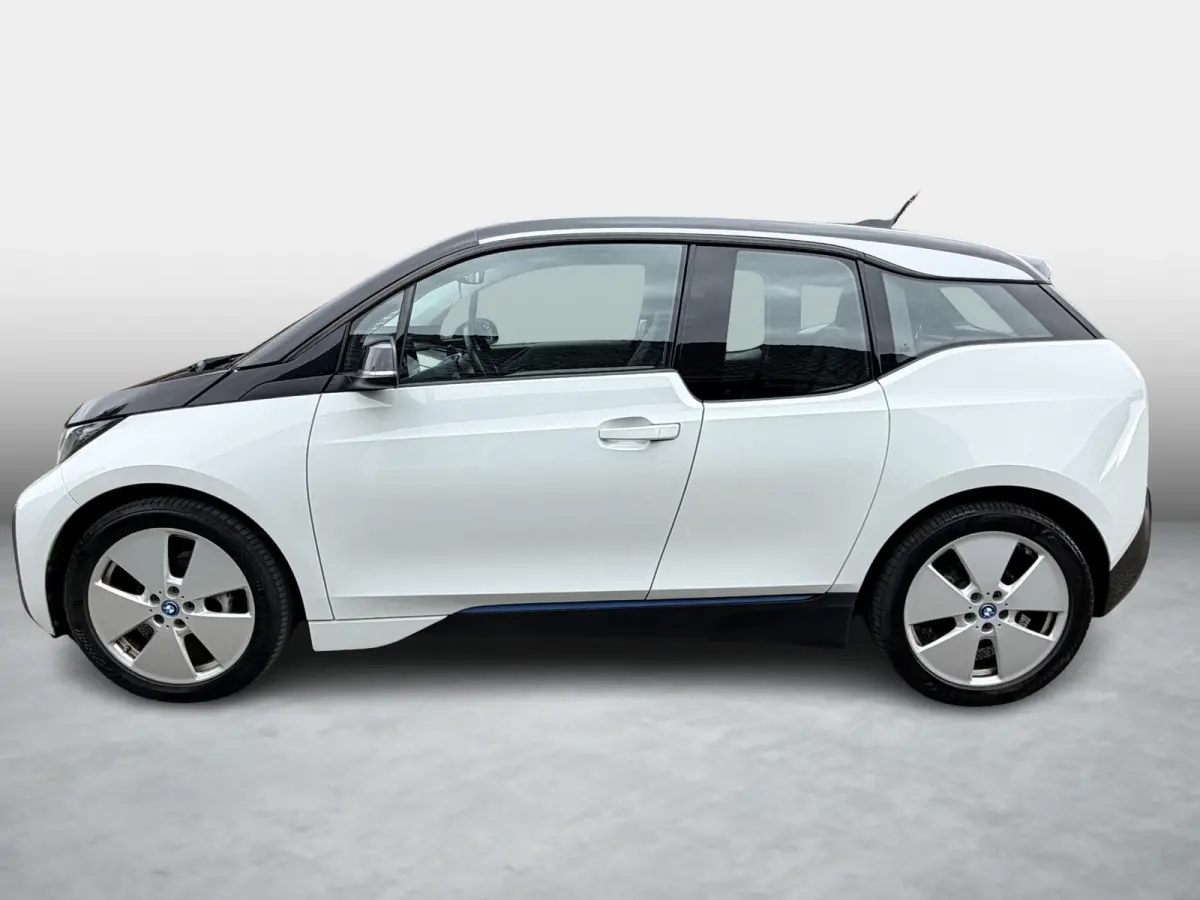Basis 120Ah 42 kWh SOH 85,1% / Warmtepomp / Comfort-Pakket / 3 Fase / Stoelverwarming / Dealeronderhouden / 2x Laadkabel / Cruise Control / Navigatie Pakket /