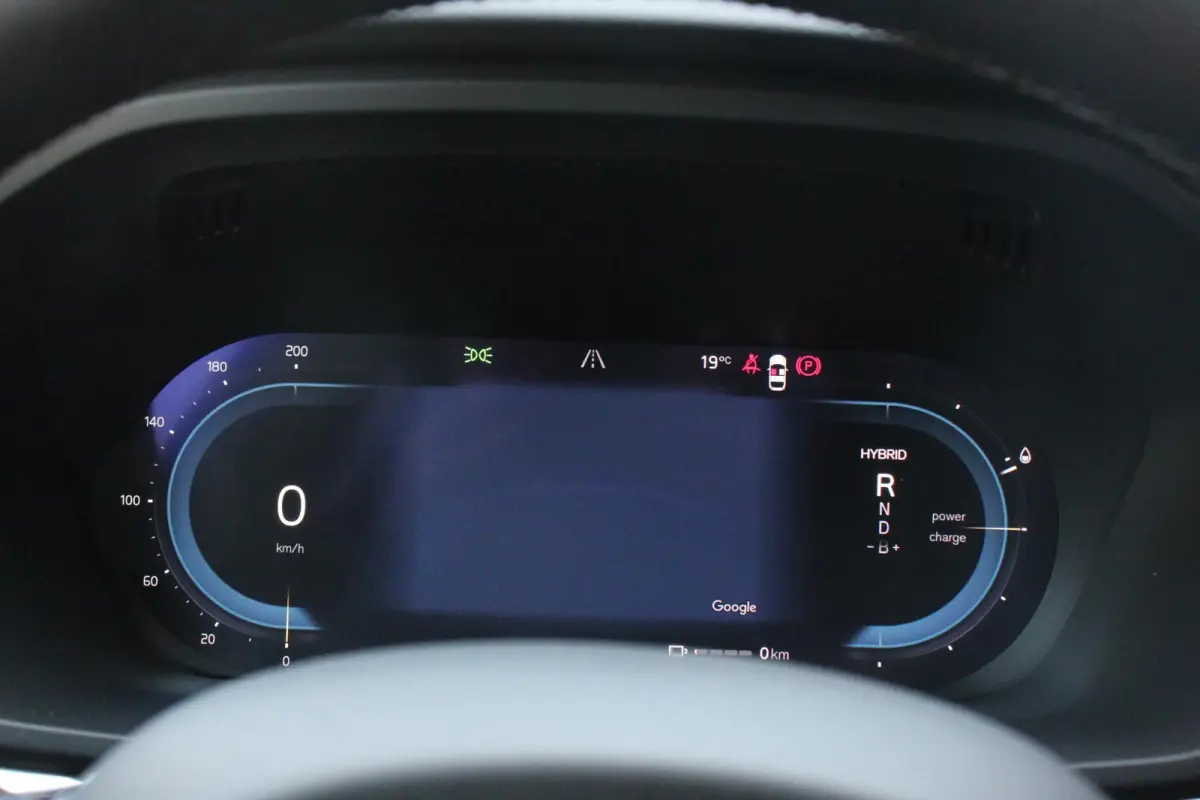2.0 T6 Plug-in hybrid AWD Plus Dark Adaptieve cruise control Leder Navigatie Google Harman Kardon Panorama dak Lichtmetalen Velgen 19" Dab Stoelverwarming Camera Led Climate control Apple Ca