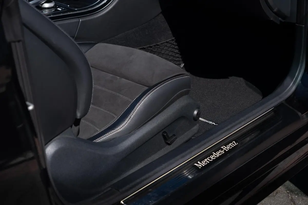 250 Premium AMG|UNIEK|Bordeaux|Burmester|Camera|Nekverwarming|Dealer onderhouden